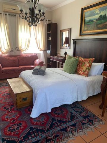 A Tapestry Garden Guest House Potchefstroom Ngoại thất bức ảnh