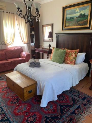 A Tapestry Garden Guest House Potchefstroom Ngoại thất bức ảnh