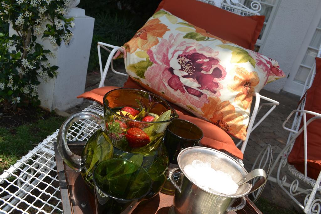 A Tapestry Garden Guest House Potchefstroom Ngoại thất bức ảnh